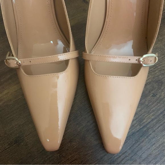 NWOT Larroude Ines Pump In Tan Patent Leather Size 8 New - Picture 9 of 14
